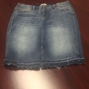 Ladies distressed jean skirt